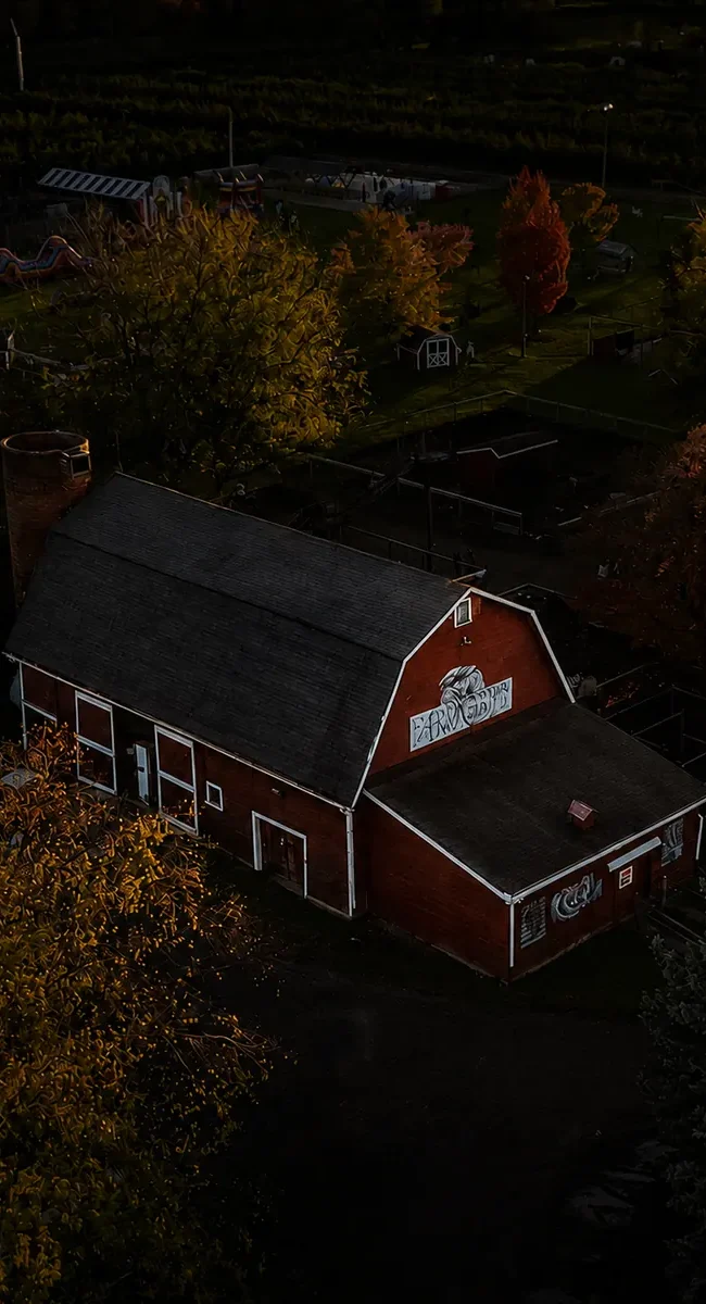 BF-opt-blackout-night-barn